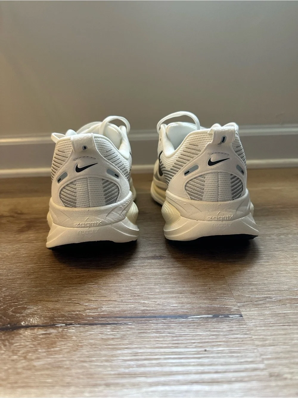 Nike Women’s Vomero 18